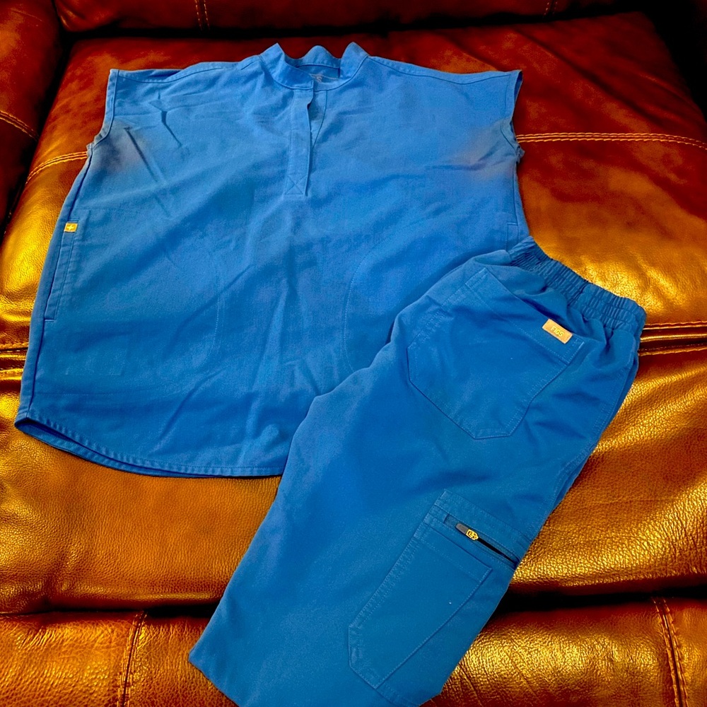 FIGS Scrub Set Alps Blue